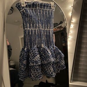 Strapless mini dress💙🤍